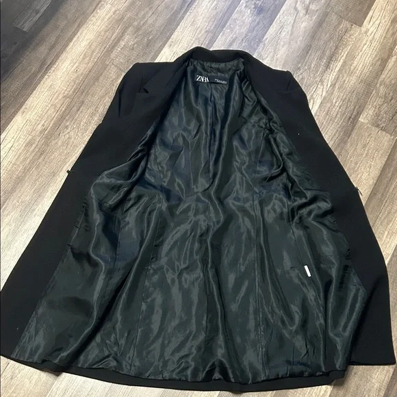 Zara Women's Elegant Black Suit Jacket - Picture 3 of 4